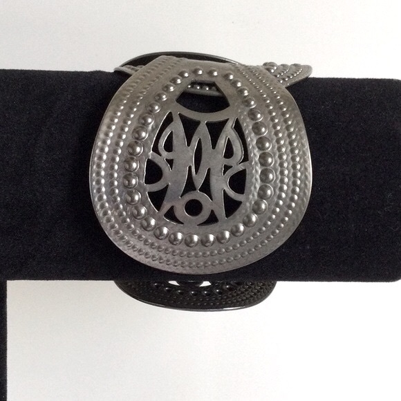 2  Chunky Textured Metal Bracelets - Picture 2 of 10